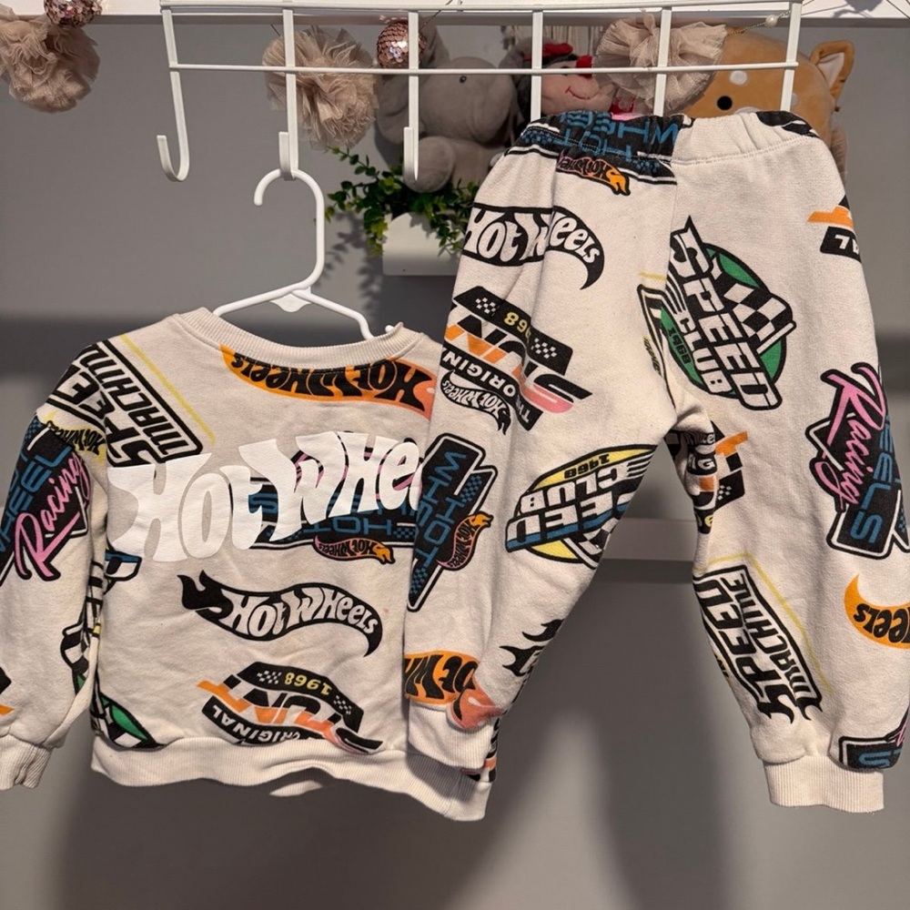 ZARA hot wheels outfit